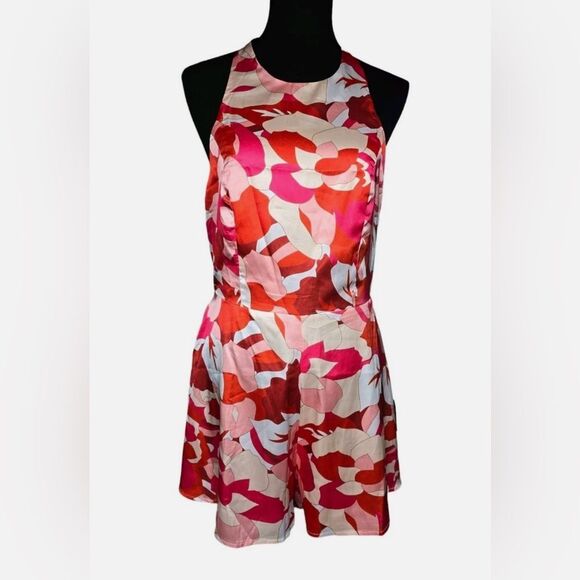 Lulu’s Satin Pink, Red and White Floral Halter Neck Romper. Size L. NWT - Picture 2 of 5